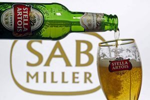 La bière belge Stella Artois appartient au groupe AB InBev.