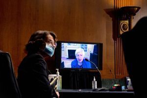 Janet Yellen (sur l'écran) durant une audition par le Sénat, mardi.