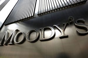 L'agence Moody's abaisse la note française