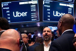 Dara Khosrowshahi, PDG d'Uber depuis 2017, à la bourse de New York, vendredi 10 mai.