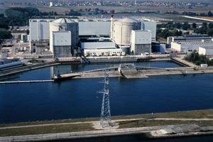La centrale de Fessenheim en 1990.