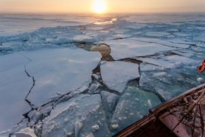 A bord du brise glaces Polarsten, au milieu de l'Arctique. 