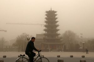 En images, une impressionnante tempête de sable frappe la Chine