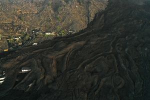 Volcan à La Palma : de nouvelles images montrent les maisons ensevelies par la lave