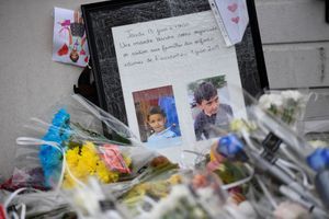 Hommage au petit garçon tué par un chauffard à Lorient.