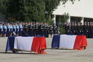 Juin 2012, cérémonie hommage aux deux gendarmes tuées. 
