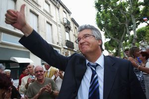 Bernrad Reynès en 2007, lors de sa victoire aux législatives.