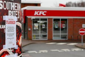 Environ 450 restaurants KFC sont fermés au Royaume-Uni, comme ici à Coalville, le 19 février 2018.