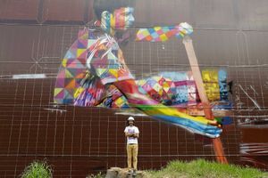 Un artiste peint le plus grand graffiti du monde