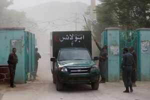 A Kaboul, nouvelles explosions lors de funérailles, 7 morts