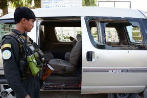 Cinq femmes employées à l'aéroport de Kandahar ont été tuée par des hommes armés. 