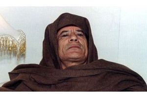  Kadhafi en Egypte en 1996. 