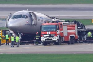 Quarante et une personnes sont décédées dans l'atterrissage d'urgence et l'embrasement de l'avion, dimanche à Moscou.