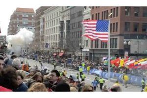  Certains conspirationnistes affirment que les explosions de Boston sont l'oeuvre du gouvernement américain.