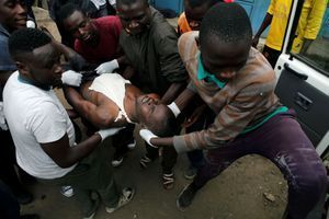 Au Kenya, 3 morts au lendemain de la réélection de Kenyatta