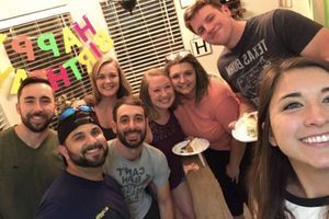 Un selfie pris par des invités de la fête d'anniversaire de la famille Barbosa, le 30 mai 2020.