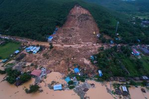 Birmanie: un glissement de terrain au petit matin fait au moins 13 morts