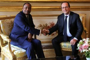 Le 14 juin 2016, le président Hollande accueille le son homologue nigérien Mahamadou Issoufou au Palais de l’Elysée. 