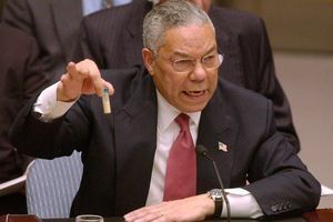 Colin Powell devant le Conseil de sécurité des Nations unies, le 5 février 2003.