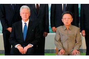  Bill Clinton et Kim Jong Il.
