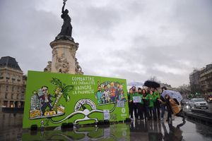 Action d'Oxfam dans Paris le 22 janvier 2018