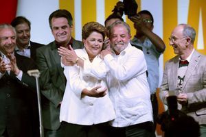 Dilma Rousseff, réélue de justesse
