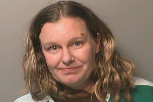 Nicole Marie Poole Franklin a été mise en examen pour tentatives de meurtre.
