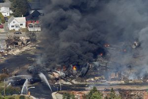 Violente explosion d'un train au Québec