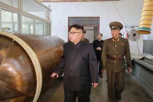 En inspection, Kim Jong-Un ordonne de nouvelles fabrications d'ogives