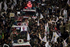 Lors d'une procession en hommage à Qassem Soleimani à Kerbala, en Irak, en janvier 2020.