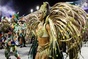 Féérie et exubérance pour le carnaval de Rio