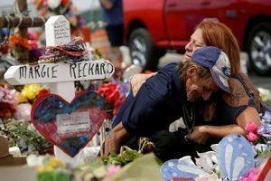 Antonio Basco a perdu son épouse dans la fusillade d'El Paso. 