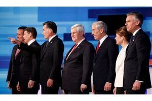 Rick Santorum, Rick Perry, Mitt Romney, Newt Gingrich, Ron Paul,Michele Bachmann et Jon Huntsman 