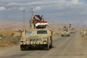 Des véhicules de l'armée irakienne à Qaraqosh, le 2 novembre dernier. 