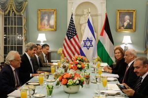 Diner entre les délégations, le lundi 29 juillet, à Washington, sous le patronage de John Kerry.
