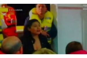  A bord du Costa Concordia, cette jeune femme donne une surprenante consigne aux passagers.