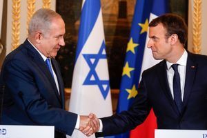 Benjamin Netanyahu et Emmanuel Macron le 10 décembre 2017 à Paris
