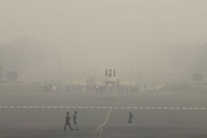 New Delhi sous un nuage de pollution.
