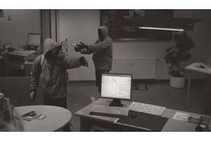  Image d'une vidéo de surveillance tournée lors d'un braquage commis par les deux Uwe le 7 septembre dernier.