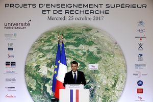 Emmanuel Macron lors de l'inauguration du nouveau campus de l'université Paris-Saclay.