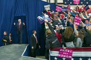 Le 27 octobre 2016, Trump en campagne à Springfield, Ohio.