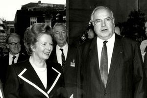 Margaret Thatcher et Helmut Kohl en 1990. 