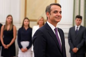 Kyriakos Mitsotakis lors de son investiture lundi au palais présidentielle, à Athènes.
