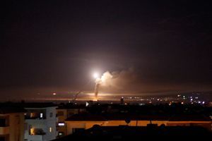 Un tir d'Israël au dessus de Damas, en Syrie. 