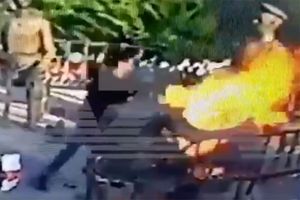 Une vidéo postée sur les réseaux sociaux la montrait s'immolant par le feu sur un banc.