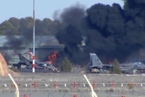 Le crash d'un F-16 a coûté la vie à neuf Français. 