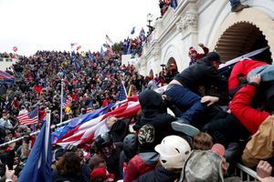 Les partisans de Donald Trump au Capitole, le 6 janvier. 