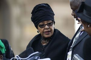 Winnie Madikizela-Mandela aux obsèques de "Madiba".