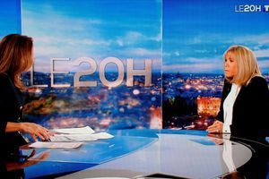 Brigitte Macron dimanche soir sur le plateau du 20 heures de TF1. 