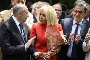 Brigitte Macron inaugure une "maison du répit" près de Lyon